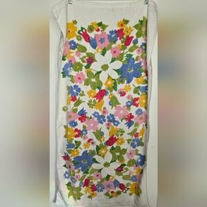 Vintage Flower Power Bath Towel